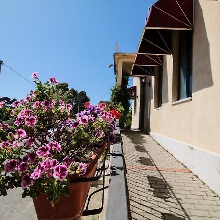 Agriturist Soleluna كالتاجيروني المظهر الخارجي الصورة